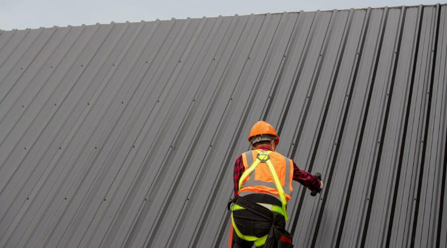 Professional metal roof installation services in Higdon, AL